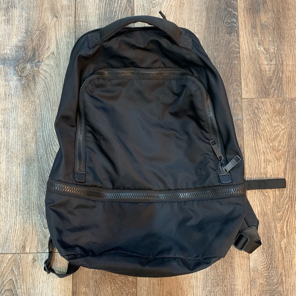 Lululemon city adventure backpack